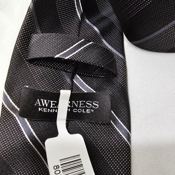 New Awareness Kenneth Cole Silk Neck Tie NWT Wedding Formal Prom Business - Picture 3 of 7